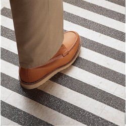 3M™ Safety-Walk™ Antideslizante Agresividad Media Serie 300